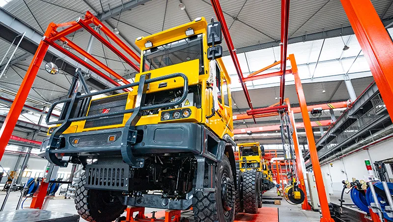 Dump Truck Manufacturing Workshop