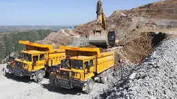 90ton 4WD Off-road Dump Truck