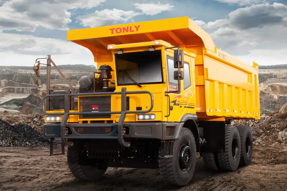 70 Ton Diesel Off-Road Dump Truck with Manual Transmission